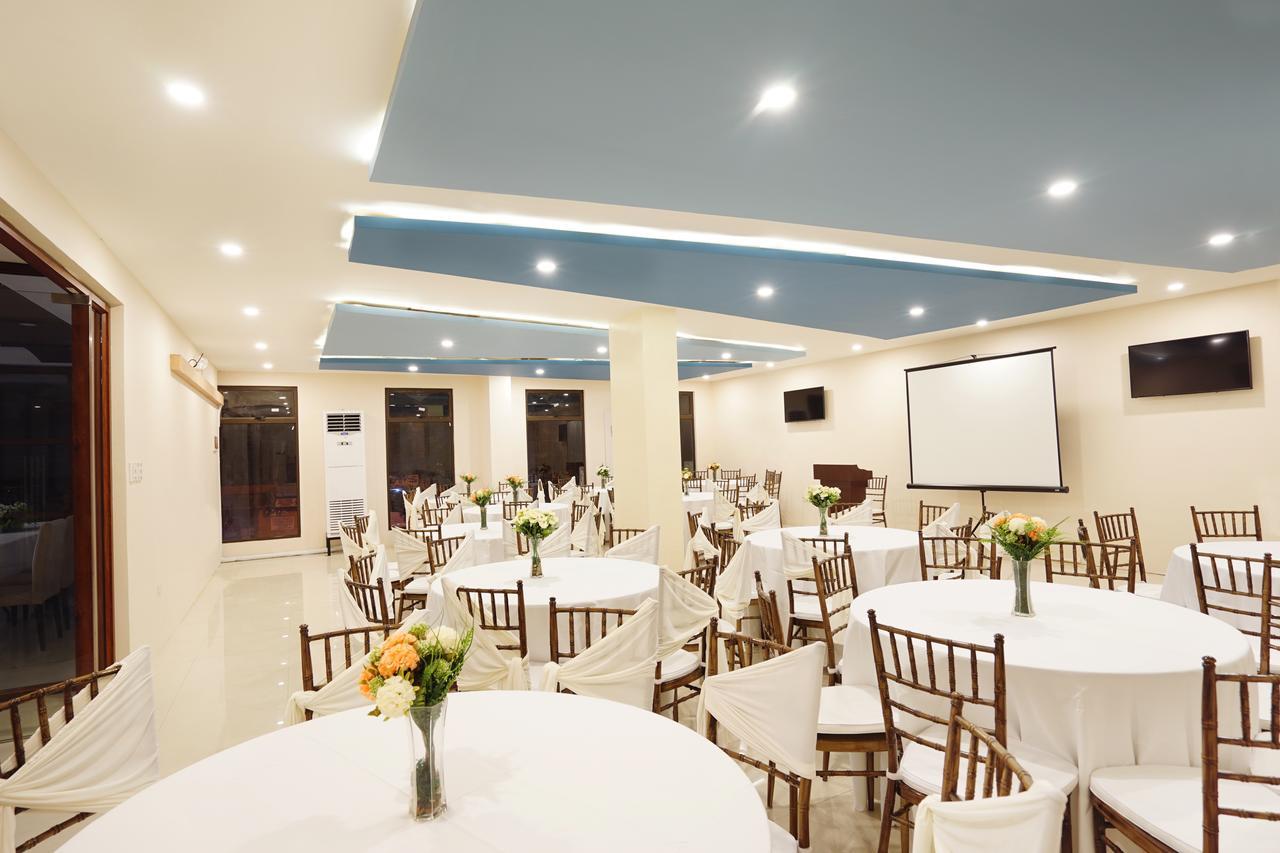 Baypark Hotel Calbayog Esterno foto