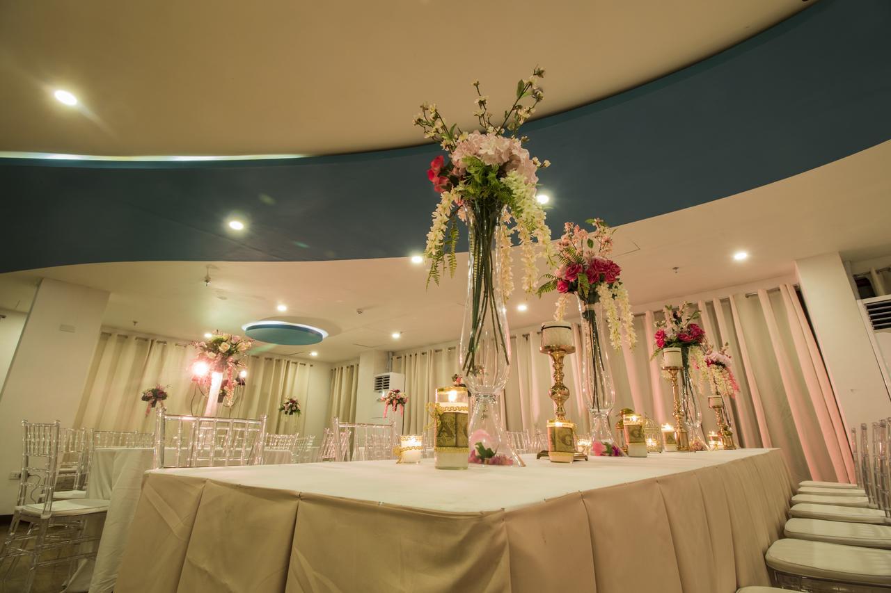 Baypark Hotel Calbayog Esterno foto