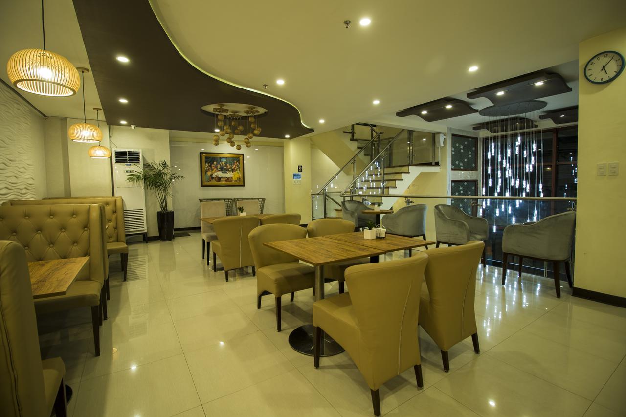 Baypark Hotel Calbayog Esterno foto